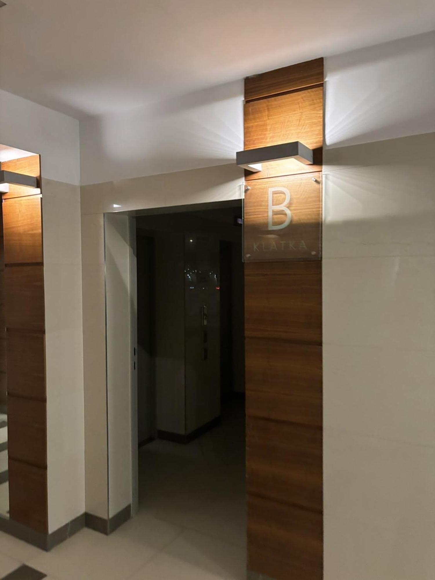 Apartment Project Comfort Zygmunta Slominskiego 5/64 Warsaw